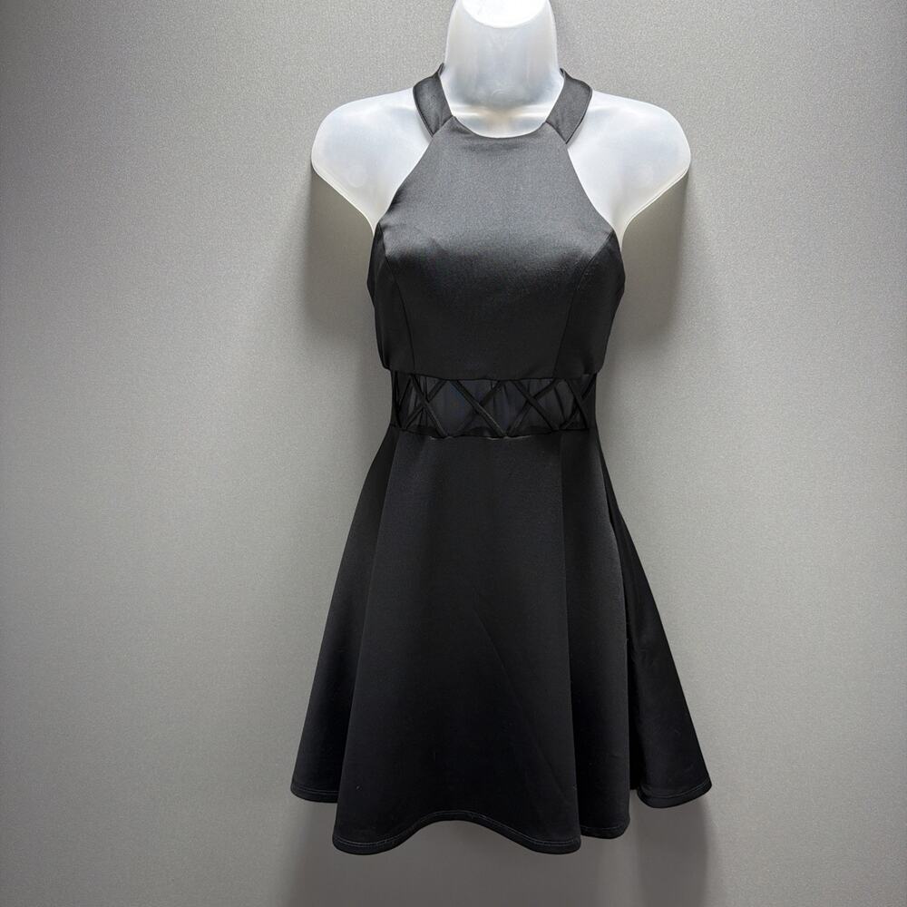 My Michelle Juniors Size 1 Black Short Semi-Formal Cocktail Dress